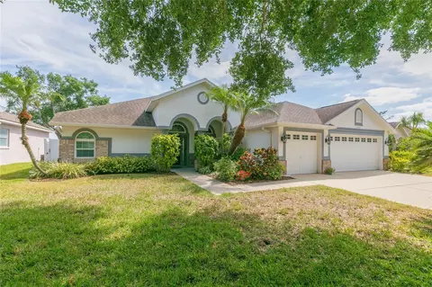 7227 Colonial Lake Dr, Riverview, FL 33578
