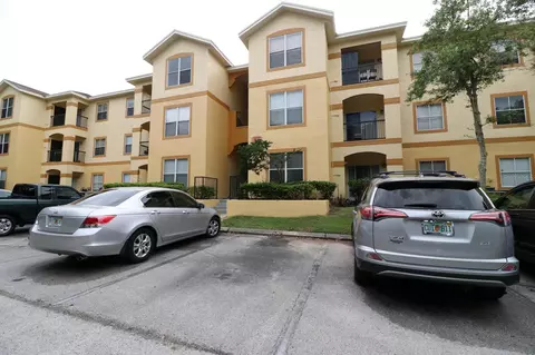 5610 Pinnacle Heights Cir #107, Tampa, FL 33624
