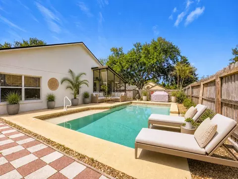 Exterior - 7116 Colony Pointe Dr, Riverview, FL 33578 photo 4 of 6