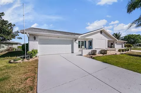 381 Club Manor Dr, Sun City Center, FL 33573