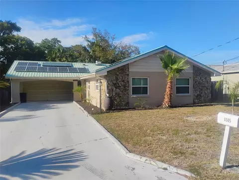 8505 Jolly Roger Dr, Hudson, FL 34667