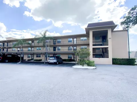 1370 Heather Ridge Blvd #204, Dunedin, FL 34698