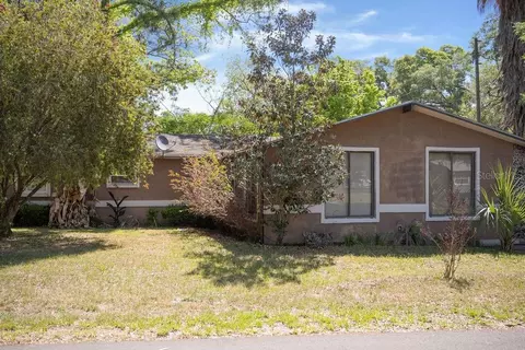 717 NW 253rd St, Newberry, FL 32669