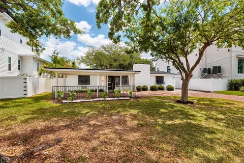 2216 S Occident St, Tampa, FL 33629