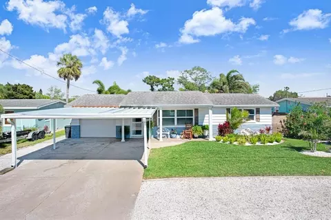 13400 Neptune Dr, Hudson, FL 34667