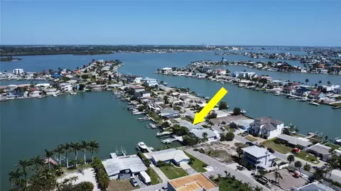 View/Area - 308 173rd Ave E, North Redington Beach, FL 33708 photo 4 of 9