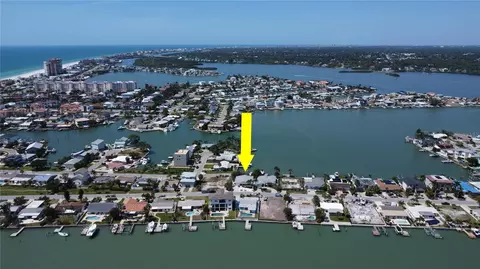 View/Area - 308 173rd Ave E, North Redington Beach, FL 33708 photo 5 of 9