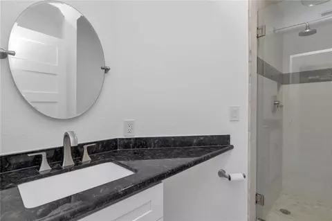 Bath - 308 173rd Ave E, North Redington Beach, FL 33708 photo 3 of 4