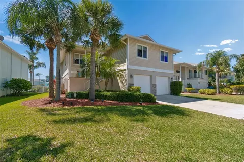 6211 Bayside Dr, New Port Richey, FL 34652
