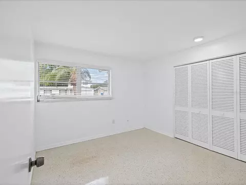 Bedroom - 865 Imperial Dr, Largo, FL 33771 photo 1 of 4