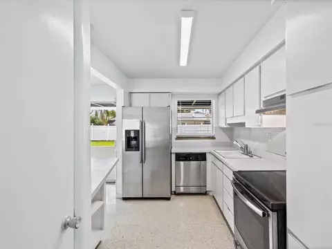 Kitchen - 865 Imperial Dr, Largo, FL 33771 photo 1 of 2