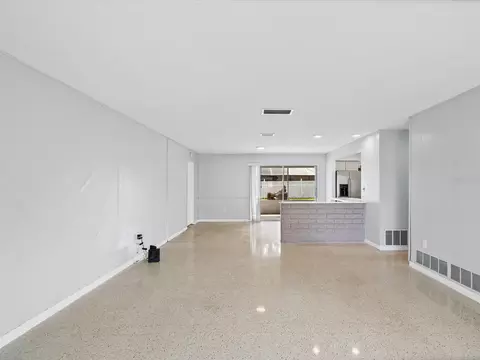 Living - 865 Imperial Dr, Largo, FL 33771 photo 2 of 4