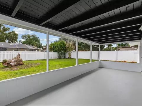 Exterior - 865 Imperial Dr, Largo, FL 33771 photo 5 of 7