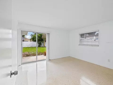 Bedroom - 865 Imperial Dr, Largo, FL 33771 photo 3 of 4