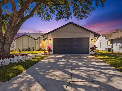 8452 Yearling Ln, New Port Richey, FL 34653