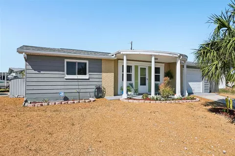 4201 Beacon Square Dr, Holiday, FL 34691