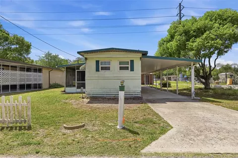 37622 March Ln, Zephyrhills, FL 33541