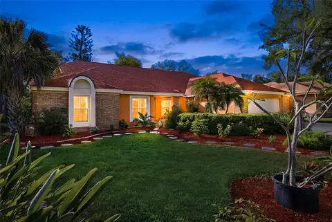 791 Weathersfield Dr, Dunedin, FL 34698