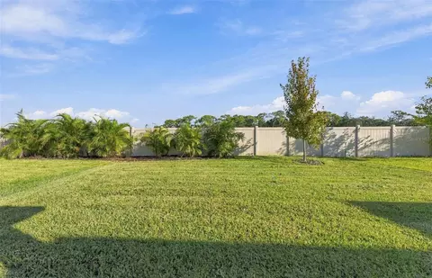 Exterior - 9748 Crescent Moon Dr, Riverview, FL 33578 photo 3 of 9