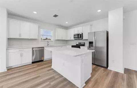 Kitchen - 9748 Crescent Moon Dr, Riverview, FL 33578 photo 1 of 1