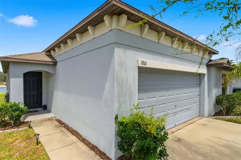 Exterior - 12611 Lemon Pepper Dr, Riverview, FL 33578 photo 2 of 3