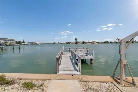 14257 N Bayshore Dr, Madeira Beach, FL 33708
