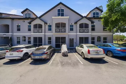 5007 Sunridge Palms Dr, Tampa, FL 33617