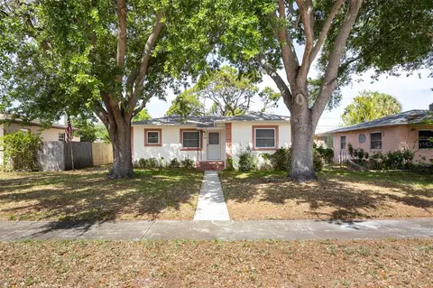 4626 22nd St N, Saint Petersburg, FL 33714