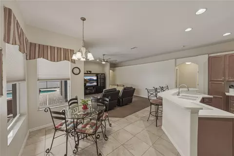Kitchen - 1542 Swamp Rose Ln, Trinity, FL 34655 photo 2 of 9