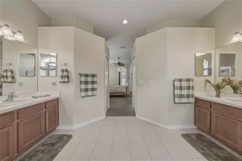 Entry Way - 1542 Swamp Rose Ln, Trinity, FL 34655 photo 2 of 3