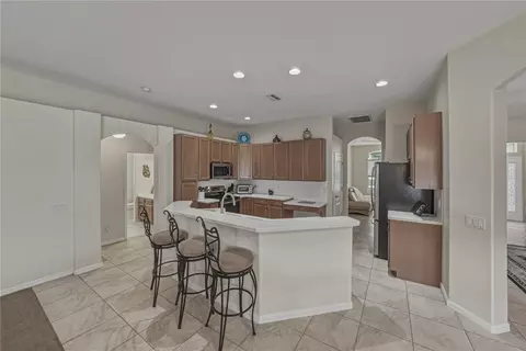 Kitchen - 1542 Swamp Rose Ln, Trinity, FL 34655 photo 3 of 9