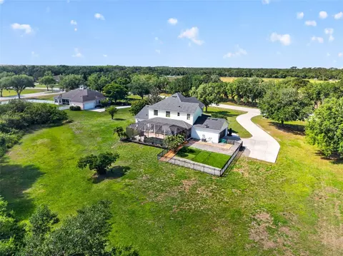 View/Area - 17308 Howling Wolf Run, Parrish, FL 34219 photo 2 of 5
