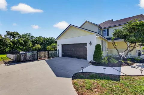 Exterior - 17308 Howling Wolf Run, Parrish, FL 34219 photo 14 of 15
