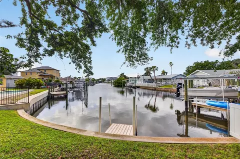5200 14th St NE, Saint Petersburg, FL 33703