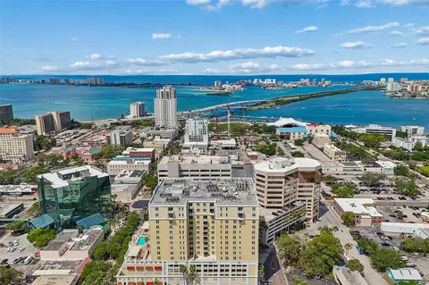 628 Cleveland St #904, Clearwater, FL 33755