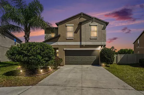 5067 Sable Chime Dr, Wimauma, FL 33598