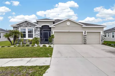 Exterior - 5030 Jagged Cloud Dr, Wimauma, FL 33598 photo 2 of 8