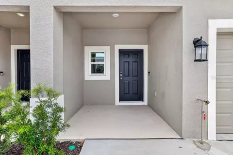 Exterior - 13159 Stable Pl, Parrish, FL 34219 photo 2 of 8