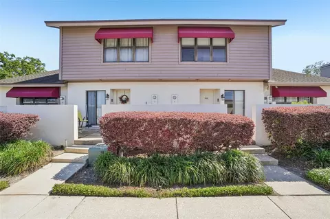 745 Oak Park Pl, Brandon, FL 33511