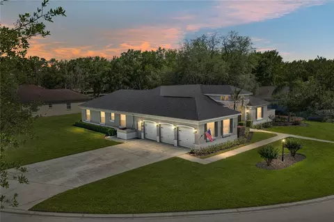 3013 Sutton Woods Dr, Plant City, FL 33566