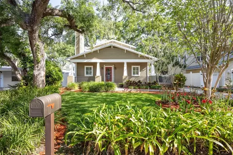 3311 W Hawthorne Rd, Tampa, FL 33611
