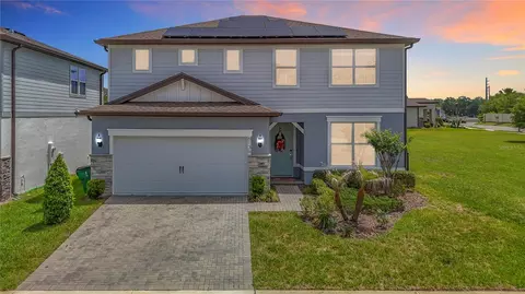 6136 Bradford Woods Dr, Zephyrhills, FL 33542