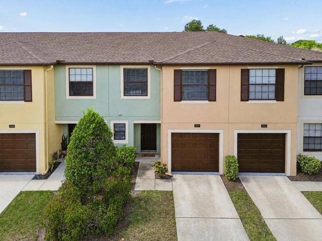 2510 Edgewater Falls Dr, Brandon, FL 33511