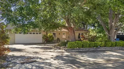 8404 Sandstone Ct, Tampa, FL 33615