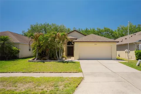 8426 Poydras Ln, Tampa, FL 33635