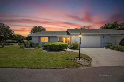 1517 Ingram Dr, Sun City Center, FL 33573