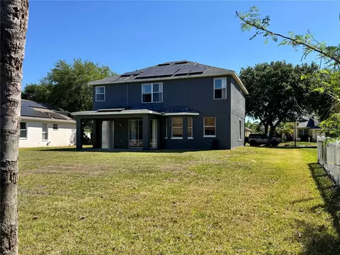 Exterior - 9023 Pinebreeze Dr, Riverview, FL 33578 photo 4 of 5