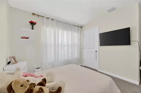 Bedroom - 3255 Silver Date Dr, Wimauma, FL 33598 photo 2 of 8