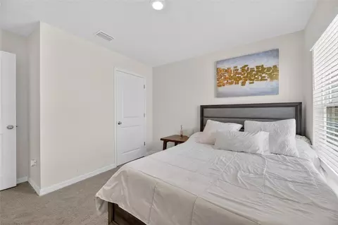 Bedroom - 3255 Silver Date Dr, Wimauma, FL 33598 photo 5 of 8