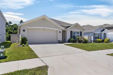 Exterior - 3255 Silver Date Dr, Wimauma, FL 33598 photo 5 of 10